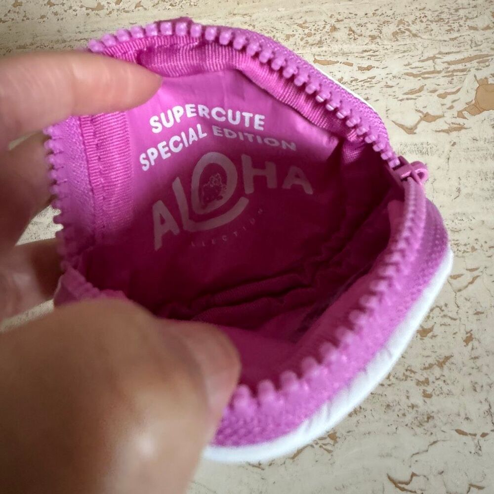 Aloha collection c Hello Kitty lil cutie Hello Kitty icons print. Hawaii exclusi - Picture 7 of 11